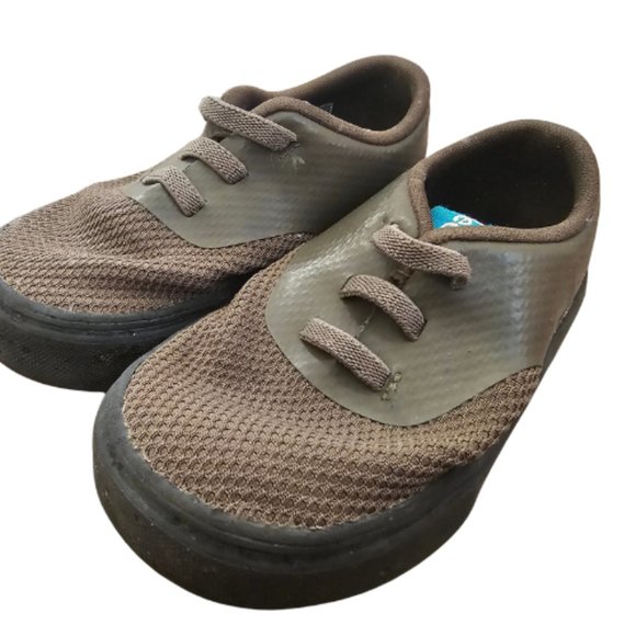 3/$25 🏷 People Army Green Slip On Shoes Size 6 - Picture 1 of 5